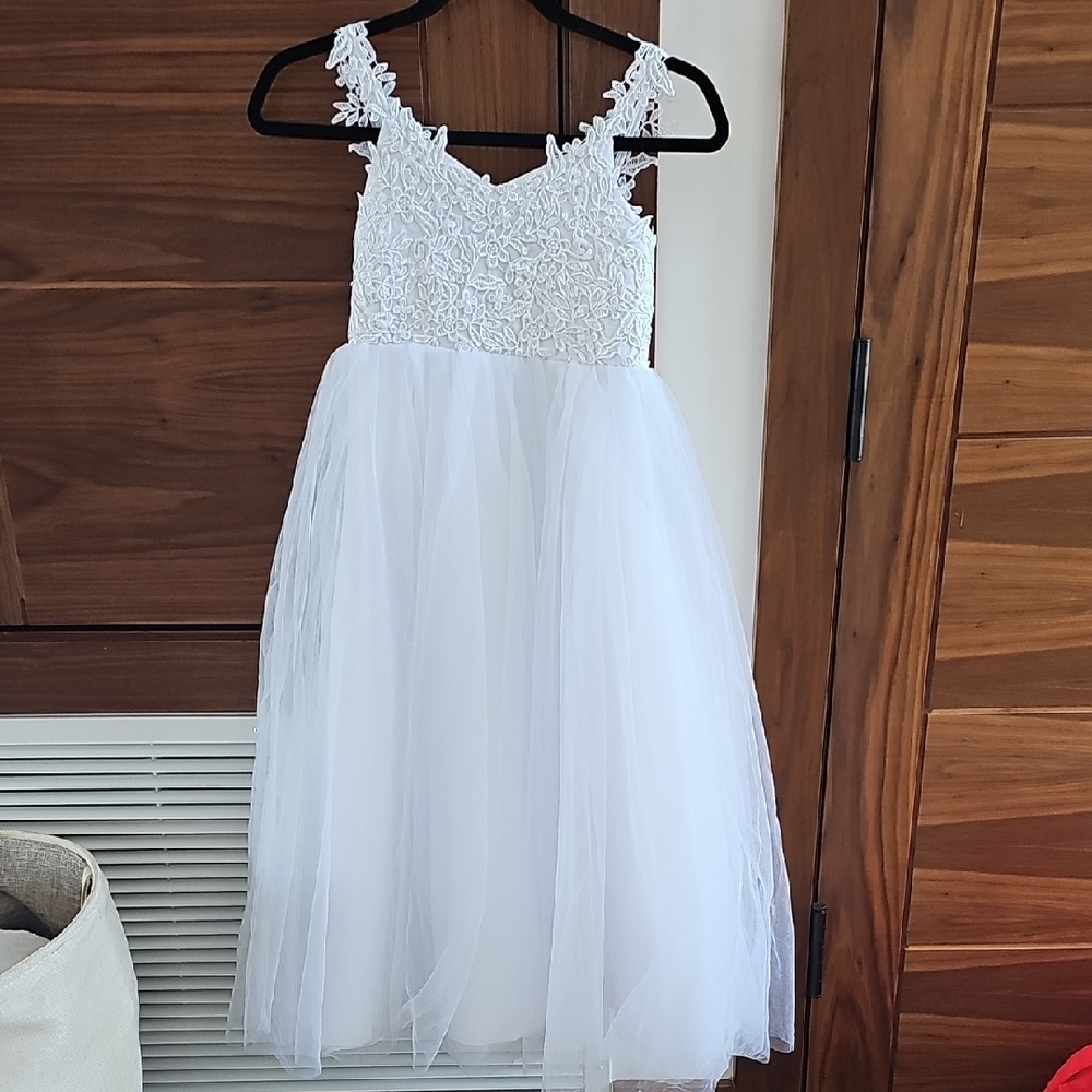 Elegant White Lace Kids Dress